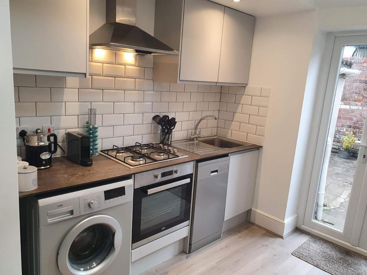 Casa de férias Victoria House - 3 Bedrooms, 3 Bathrooms By Cliftonvalley *