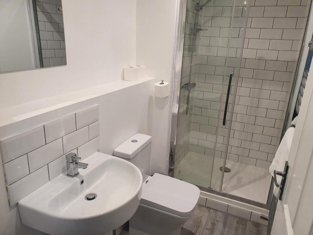 Casa de férias Victoria House - 3 Bedrooms, 3 Bathrooms By Cliftonvalley Bristol